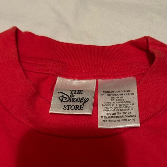 Vintage Disney 90’s Donald Duck Embroidered T-Shirt Red Size Medium in EUC 🏰 - Picture 2 of 3